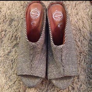 Jefferey Campbell slip on Sandals SZ 36/6